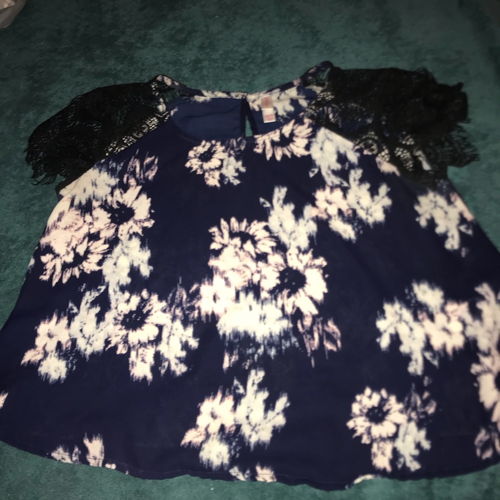 Navy floral crop top